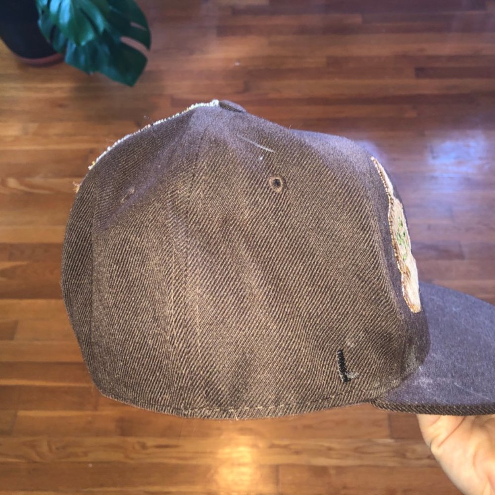 Fitted Sun and Buddha patchwork hat - Picture 4 of 5